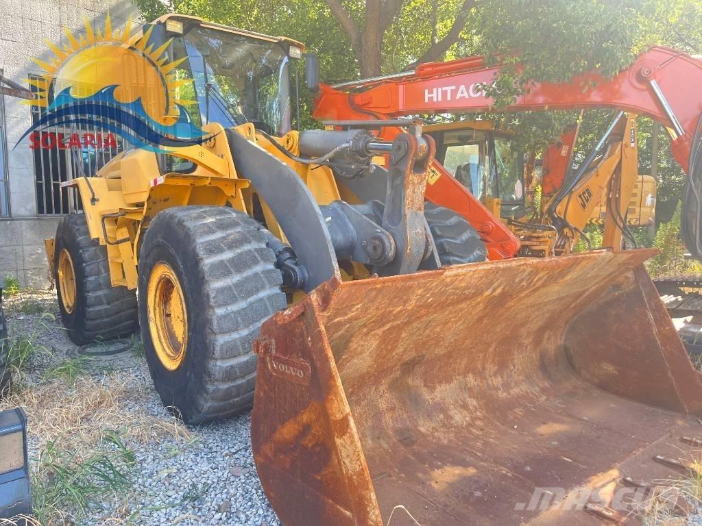Volvo L 120 Incarcator pe pneuri