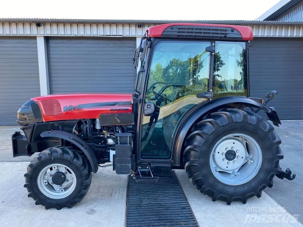 Case IH Quantum 95 V Tractoare