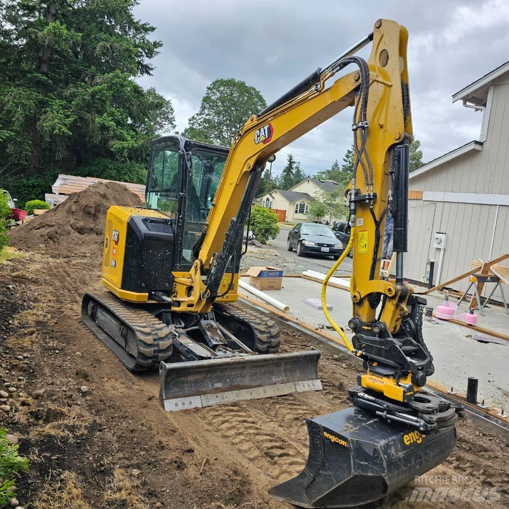 CAT 304 Mini excavatoare < 7t
