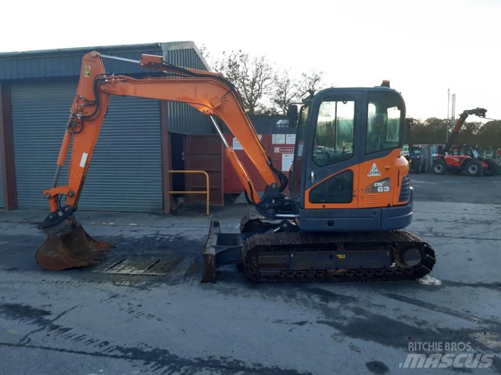 Doosan DX 63-3 Excavatoare pe șenile

