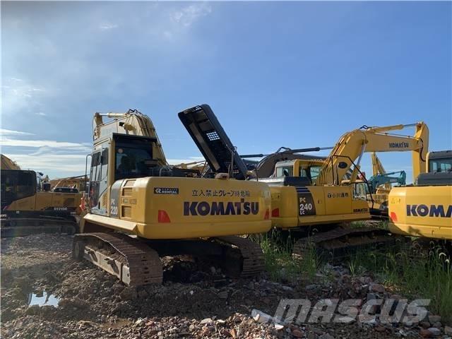 Komatsu PC 220-8 Excavatoare pe șenile
