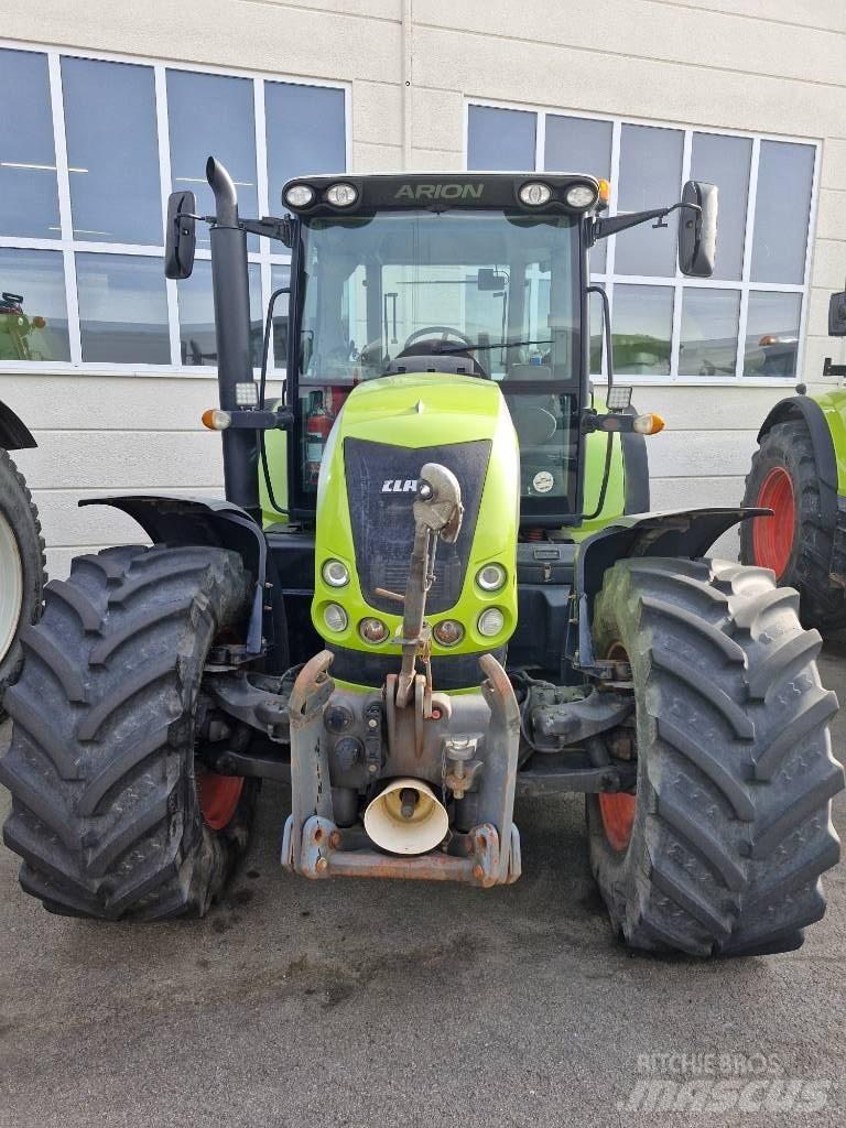 CLAAS Arion 640 Tractoare