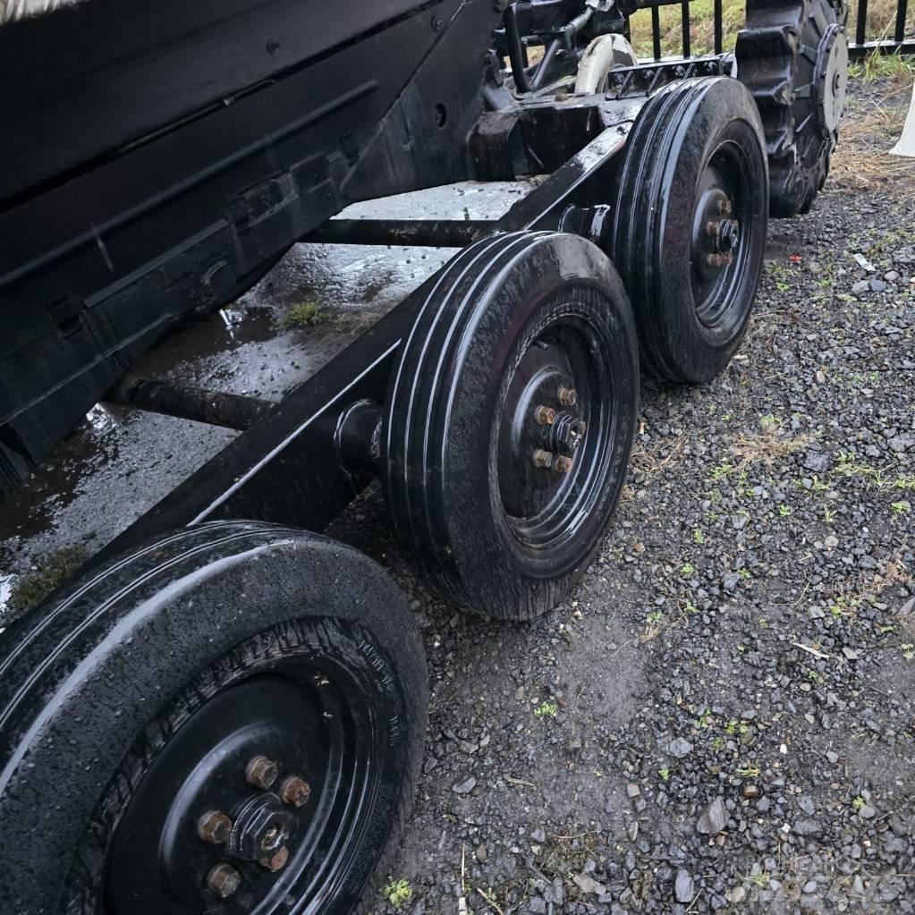 Kässbohrer PB 300 Utilaje deszapezire