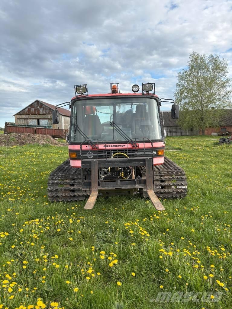  Pisten Bully 230DR Utilaje întreţinere terenuri - Altele