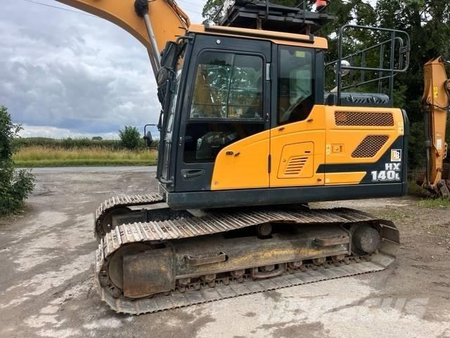 Hyundai HX140L Excavatoare pe șenile
