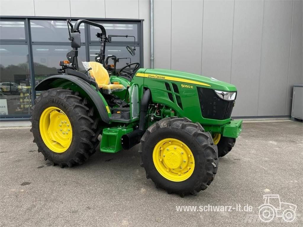 John Deere 5050E Tractoare