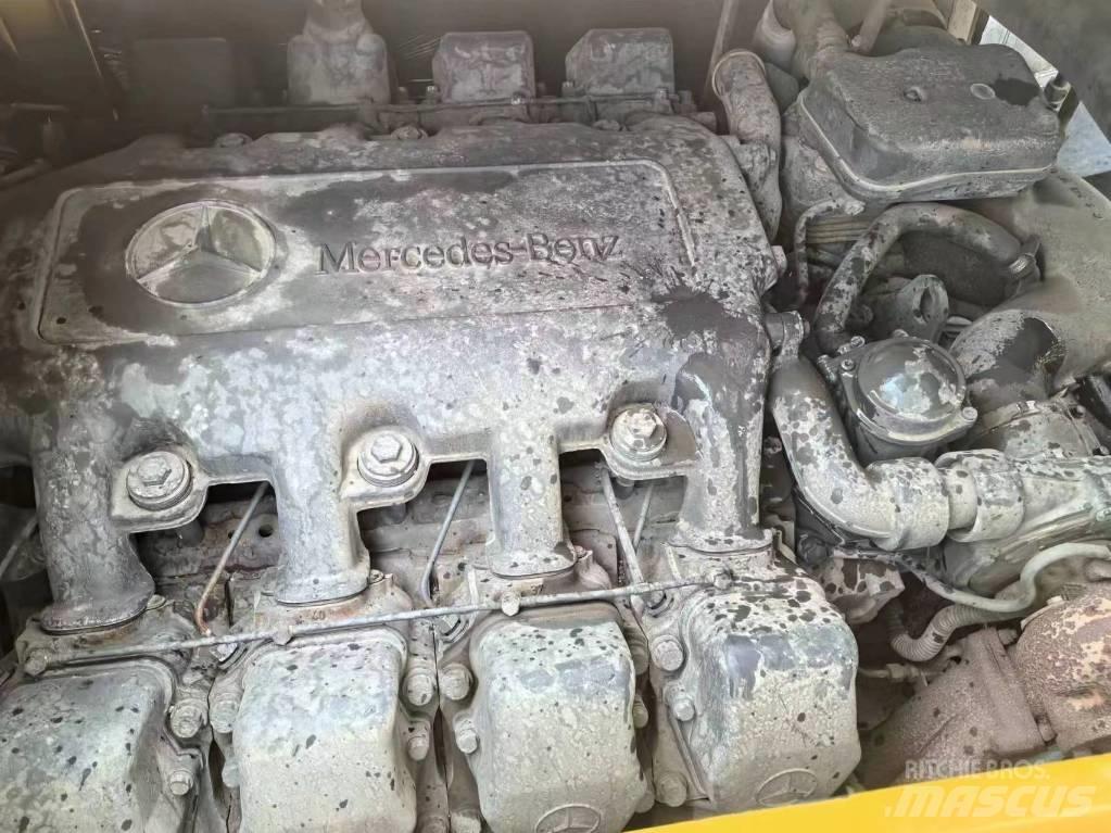 XCMG XCT240 Macara pentru orice teren