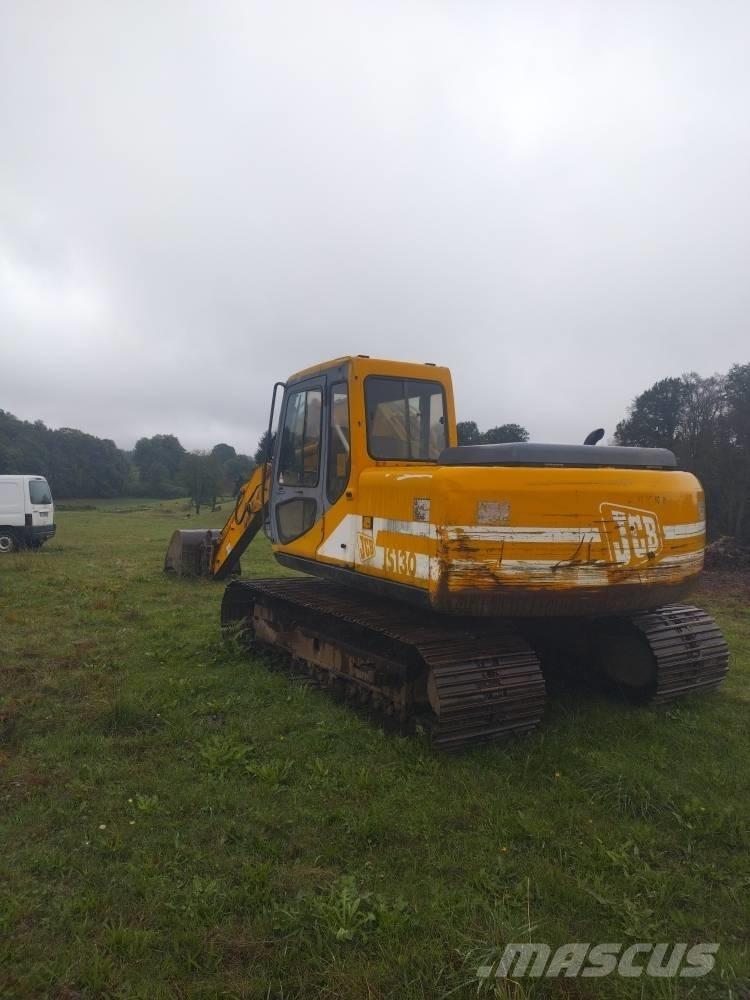 JCB JS 130 Excavatoare pe șenile
