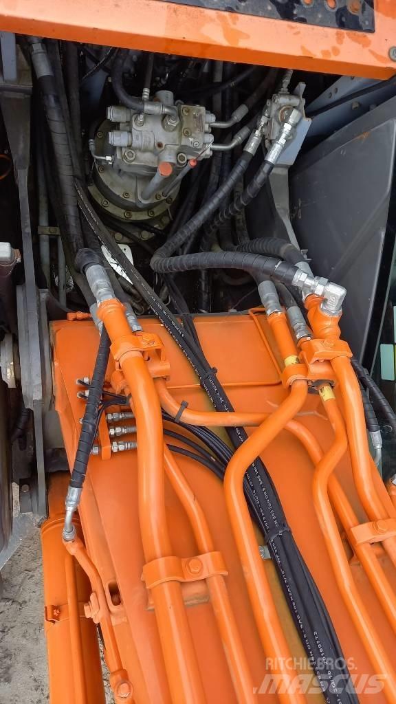 Hitachi ZX 210 LC Excavatoare pe șenile
