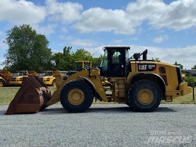 CAT 982 M Incarcator pe pneuri