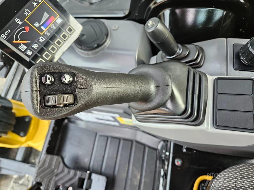 CAT 303 CR Mini excavatoare < 7t