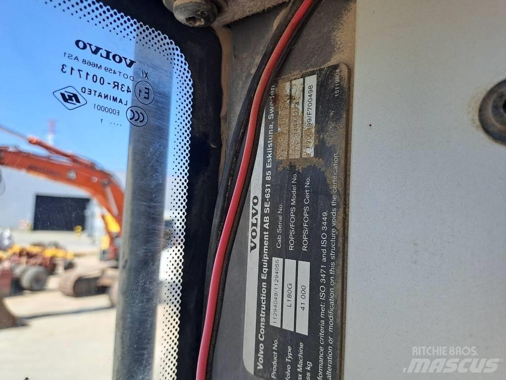 Volvo L180G Incarcator pe pneuri