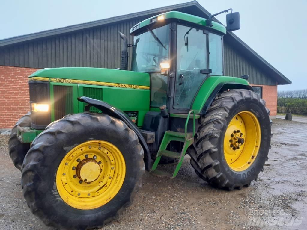 John Deere 7800 Tractoare