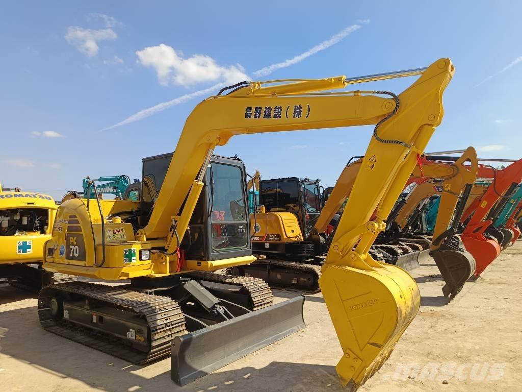 Komatsu PC 70 Excavatoare pe șenile
