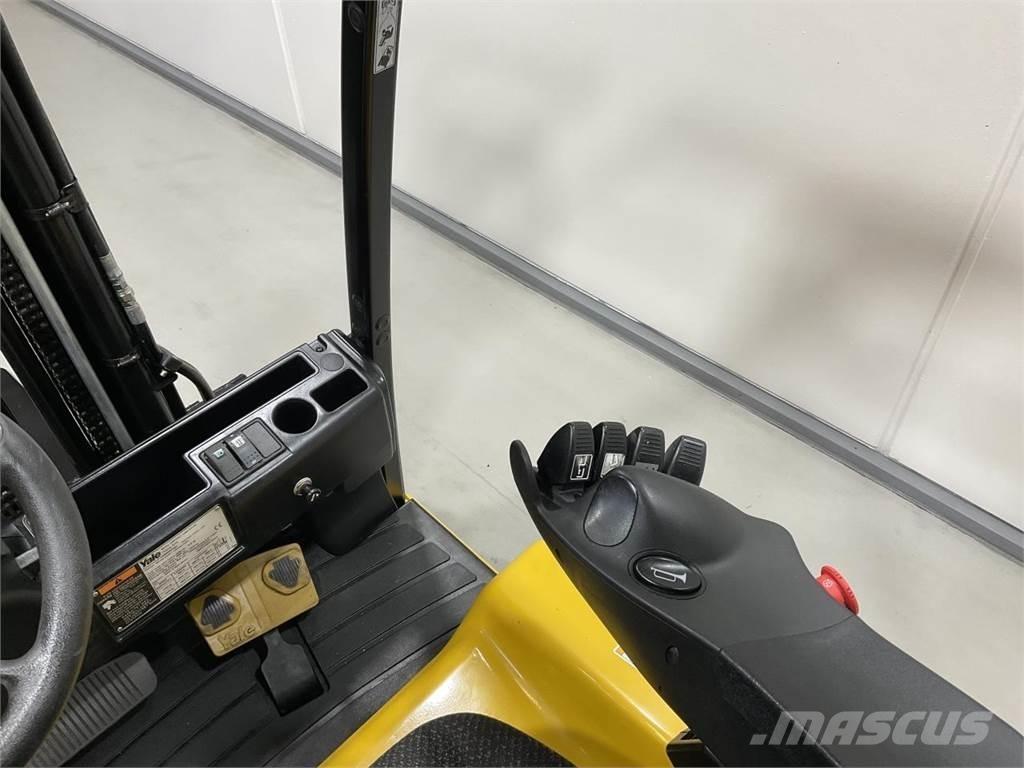 Yale ERP18VF Stivuitor electric