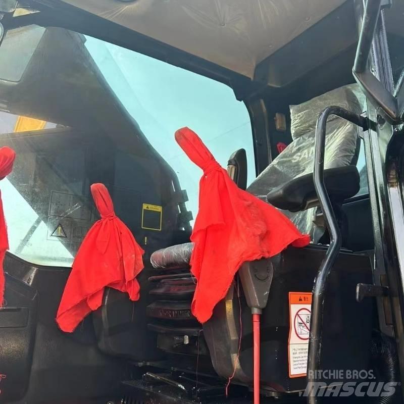 Sany SY 235 Excavatoare pe șenile
