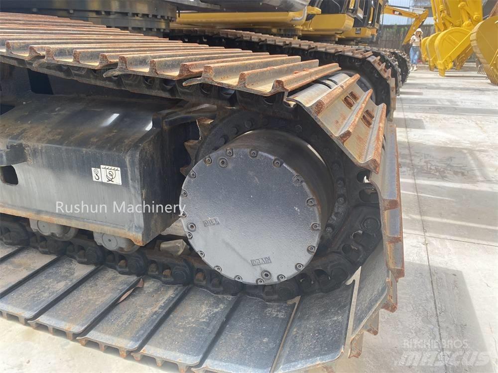 Kobelco SK200 Excavatoare pe șenile
