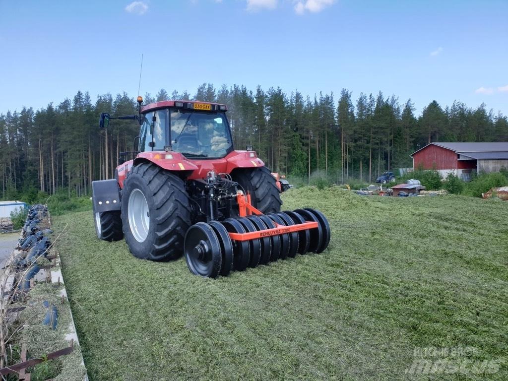  Rehujyrä 3300 Alte echipamente pentru nutret