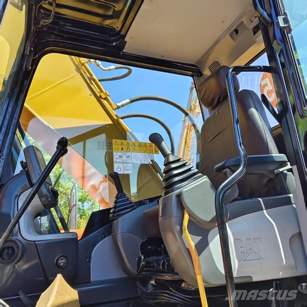 CAT 320 D Excavatoare pe șenile
