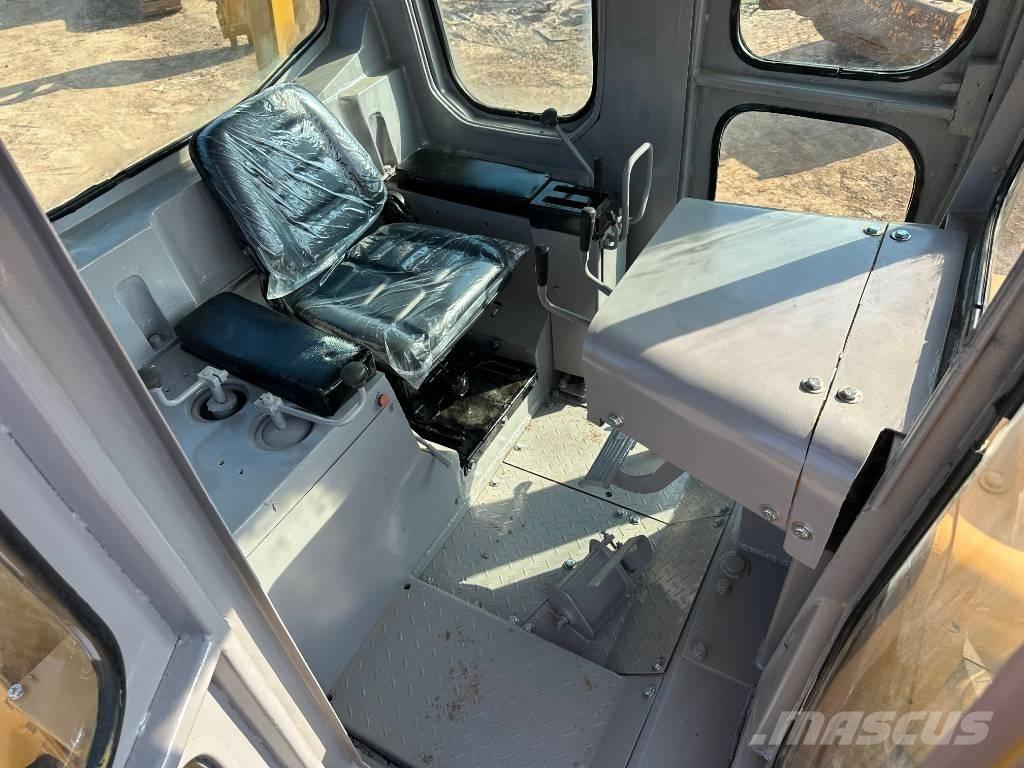 CAT D7G Buldozere pe senile