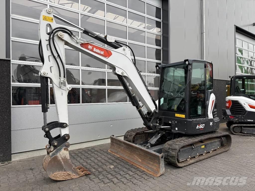 Bobcat E60 | A/C Mini excavatoare < 7t