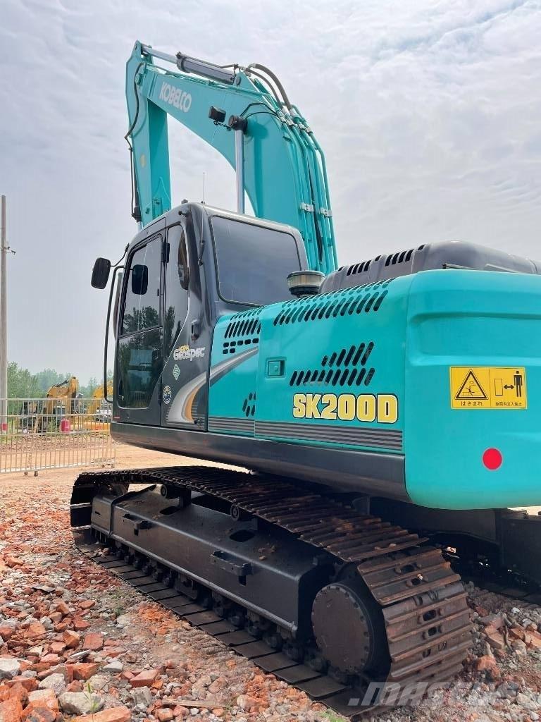 Kobelco 200 Excavatoare pe șenile
