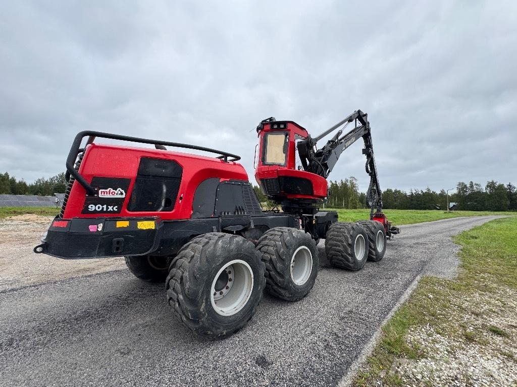 Komatsu 901 XC Combine forestiere