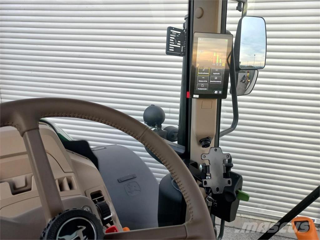 John Deere 6M 155 Tractoare