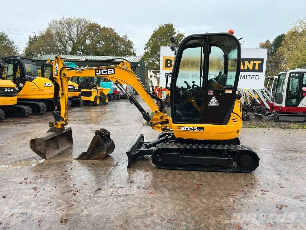 JCB 8025 ZTS Mini excavatoare < 7t