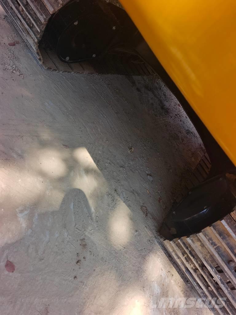 CAT 320 D Excavatoare pe șenile
