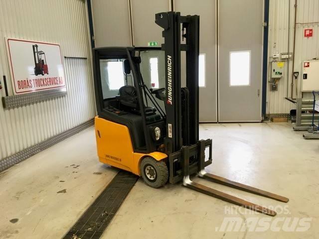 Jungheinrich EFG 215 Stivuitor electric