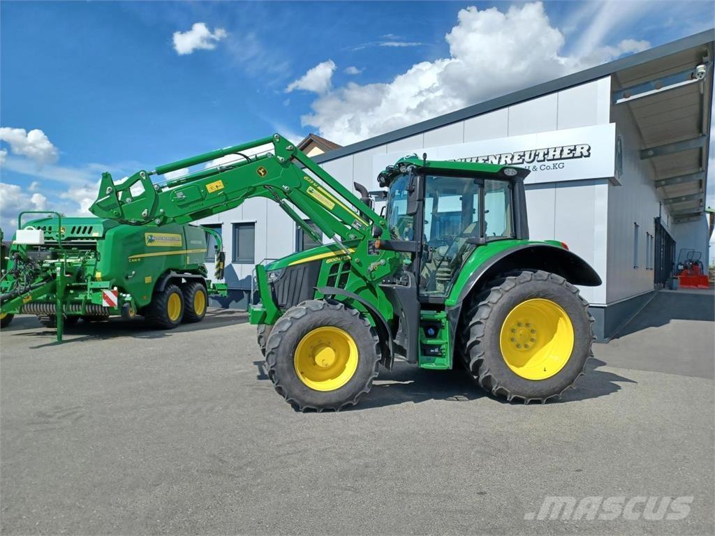 John Deere 6100M Tractoare