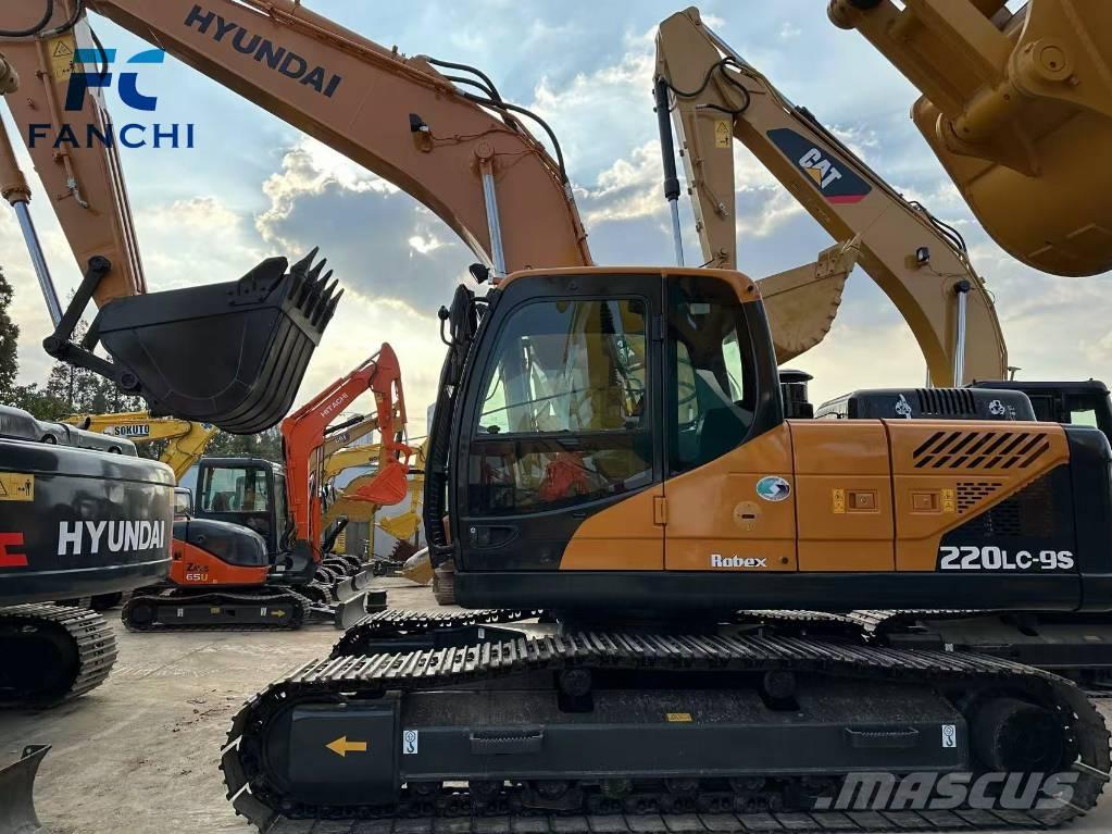 Hyundai 220LC-9S Excavatoare pe șenile
