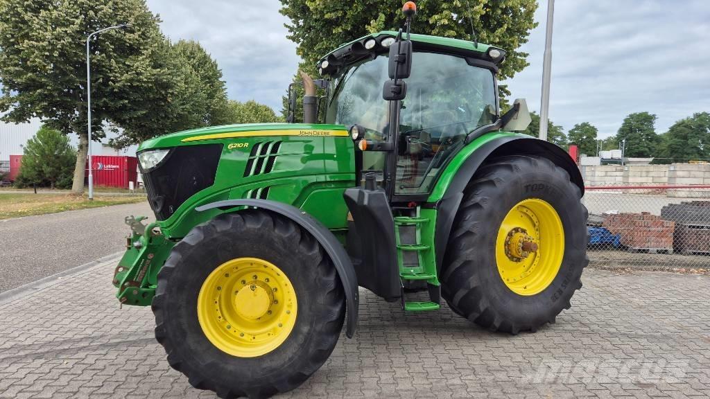 John Deere 6210 R Tractoare
