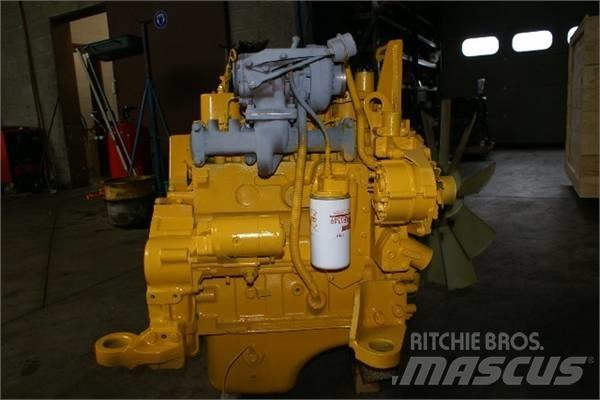 Komatsu SA4D102E Motoare