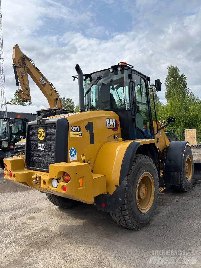 CAT 920 Incarcator pe pneuri