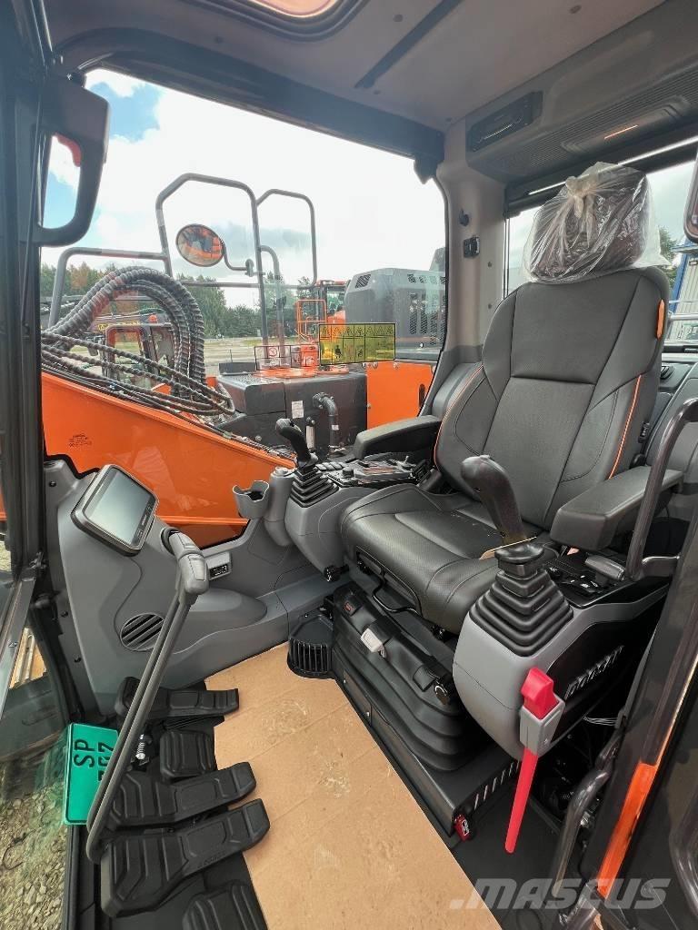 Doosan DX 140 LCR-7 Excavatoare pe șenile
