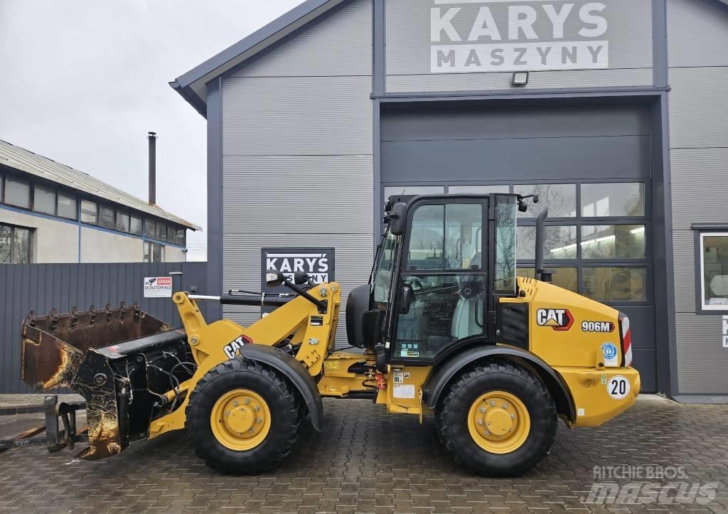 CAT 906M Incarcator pe pneuri