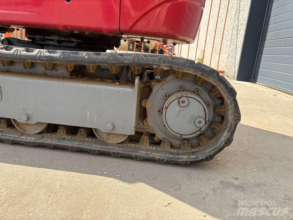 Takeuchi TB 210 R Mini excavatoare < 7t