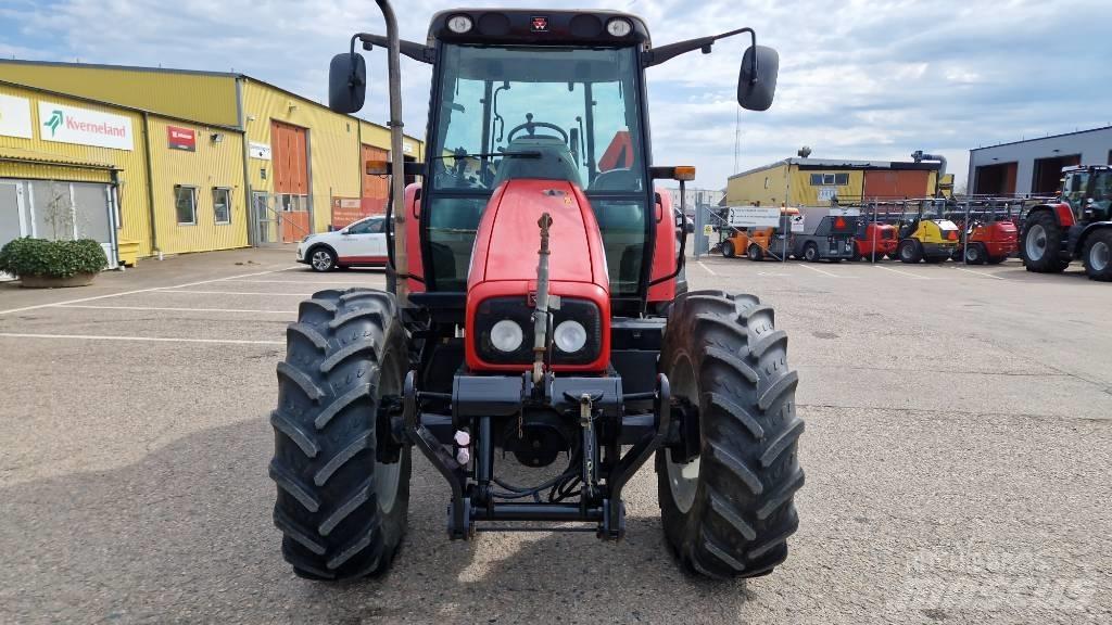Massey Ferguson 5455 Tractoare