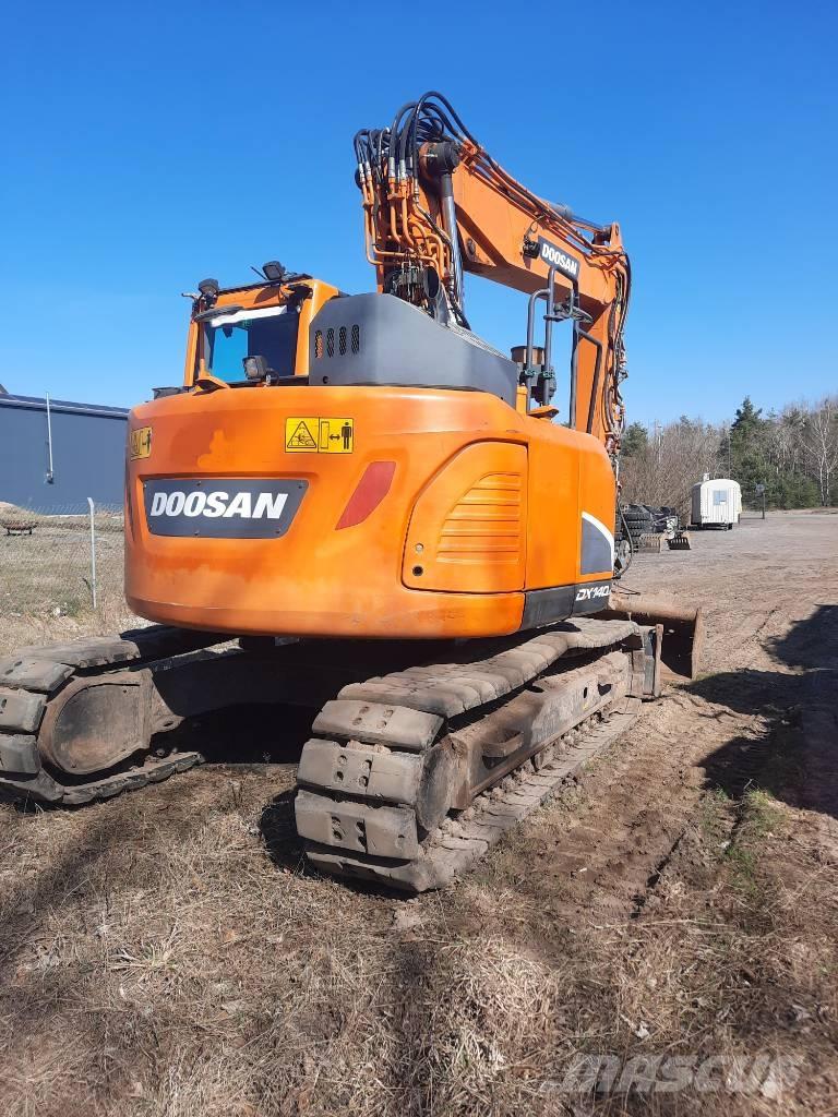 Doosan DX140LCR-5 Excavatoare pe șenile
