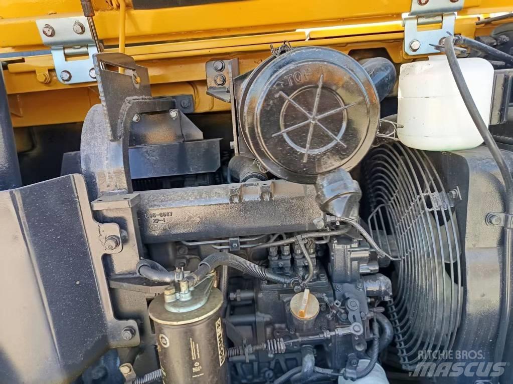 Komatsu PC56 Excavatoare pe șenile
