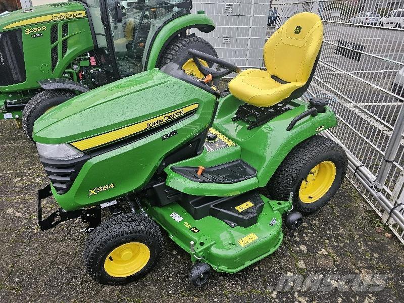 John Deere X584 Cositoare de iarba