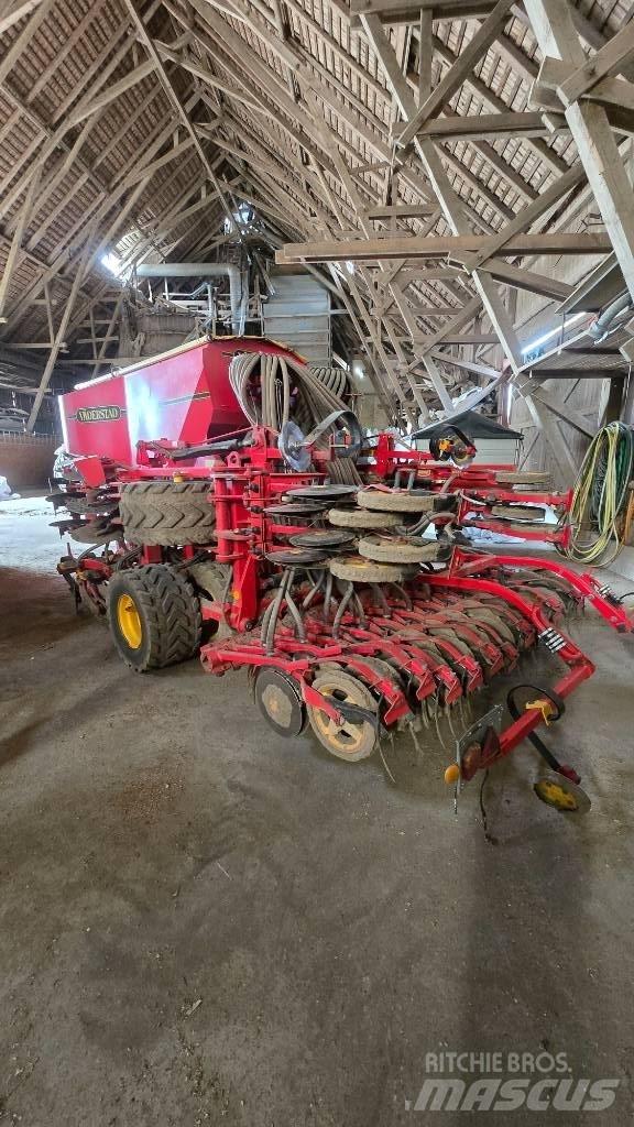 Väderstad Spirit 400 Perforatoare