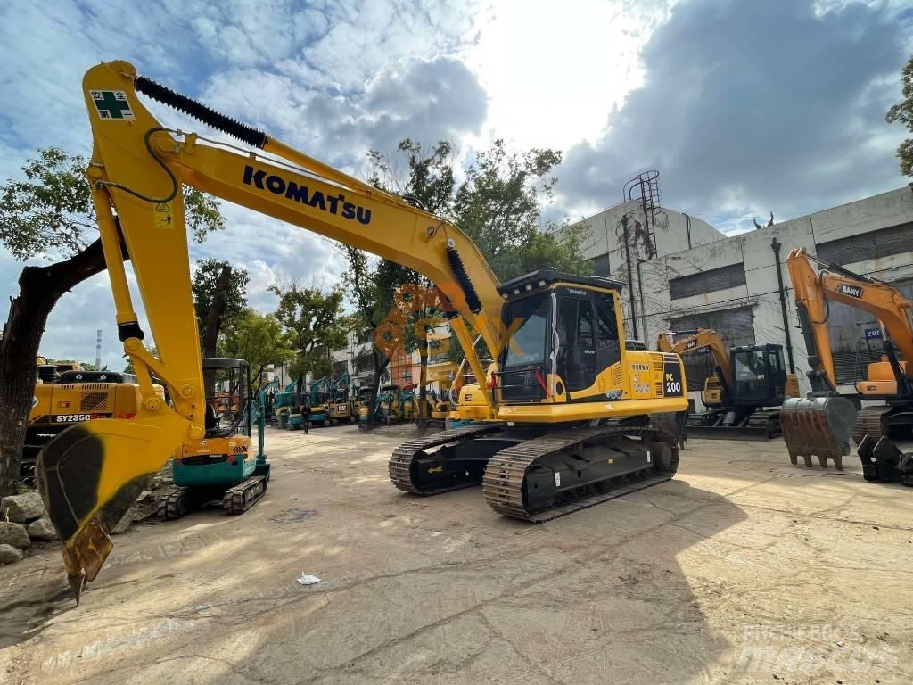 Komatsu PC 200-8 Excavatoare pe șenile
