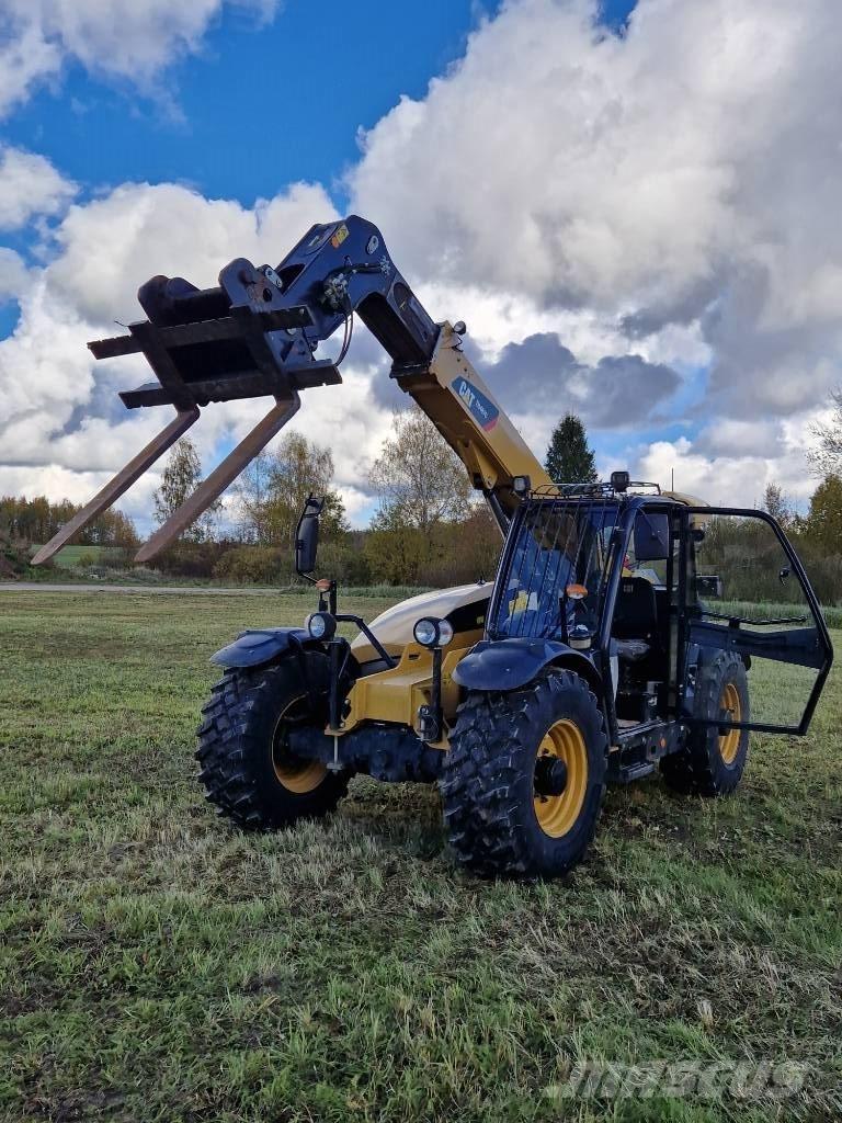 CAT TH 407 C Manipulatoare agricole
