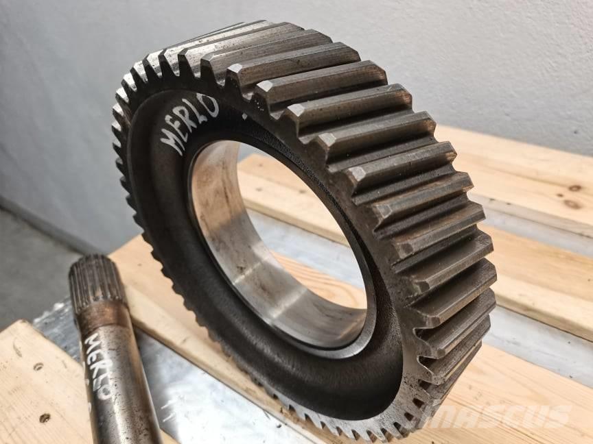 Merlo P 26.6 reducer Axe