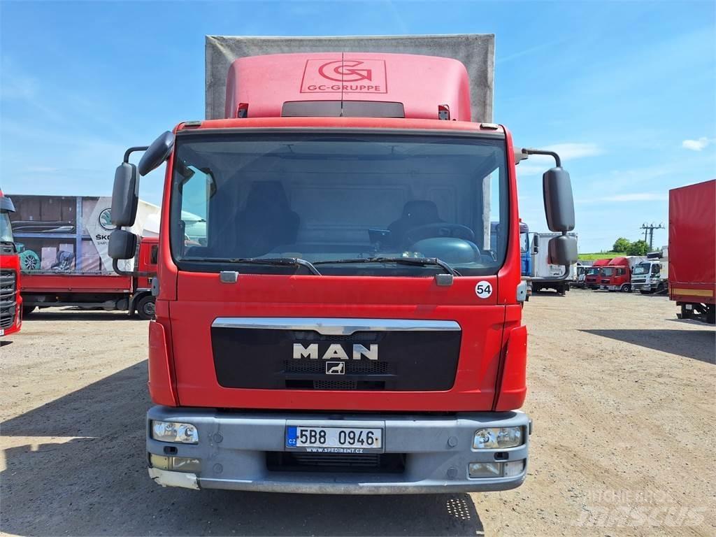 MAN TGL 8.180 Camioane platforma/prelata