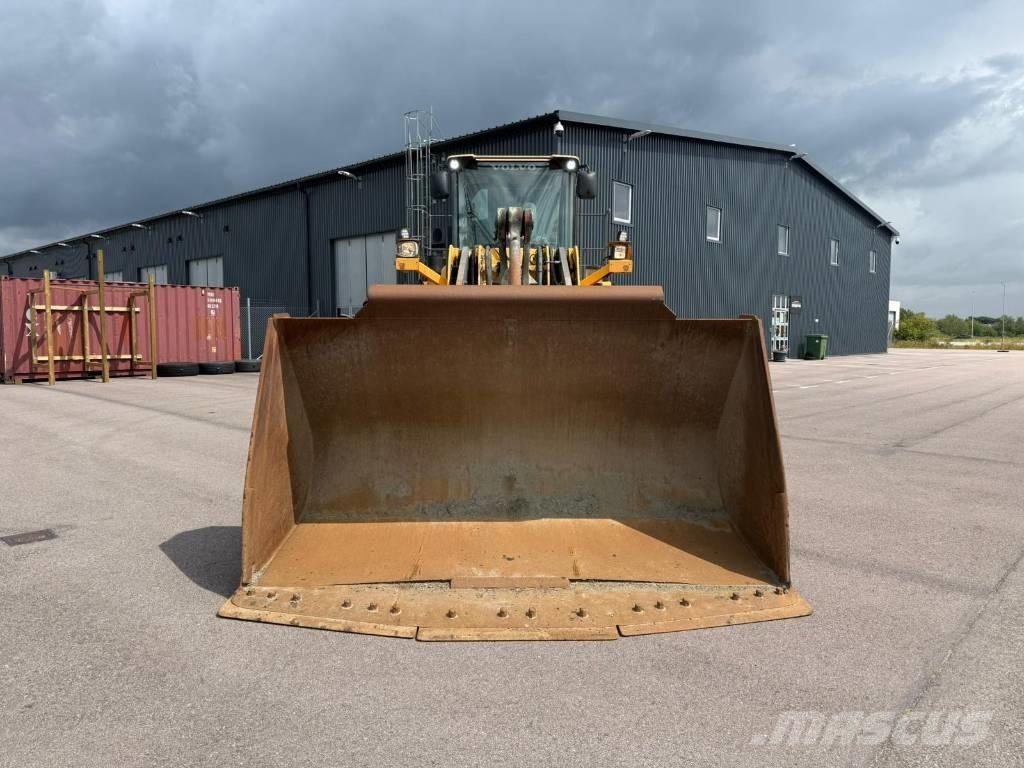 Volvo L 180 G Incarcator pe pneuri