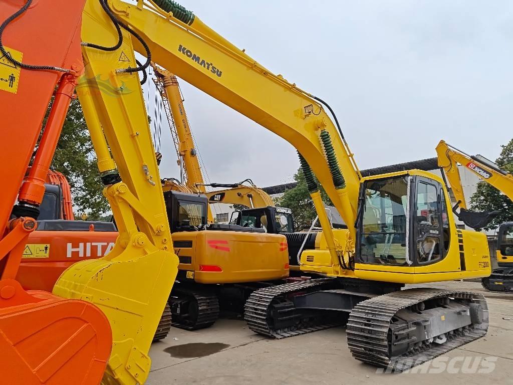 Komatsu PC 200-6 Excavatoare pe șenile
